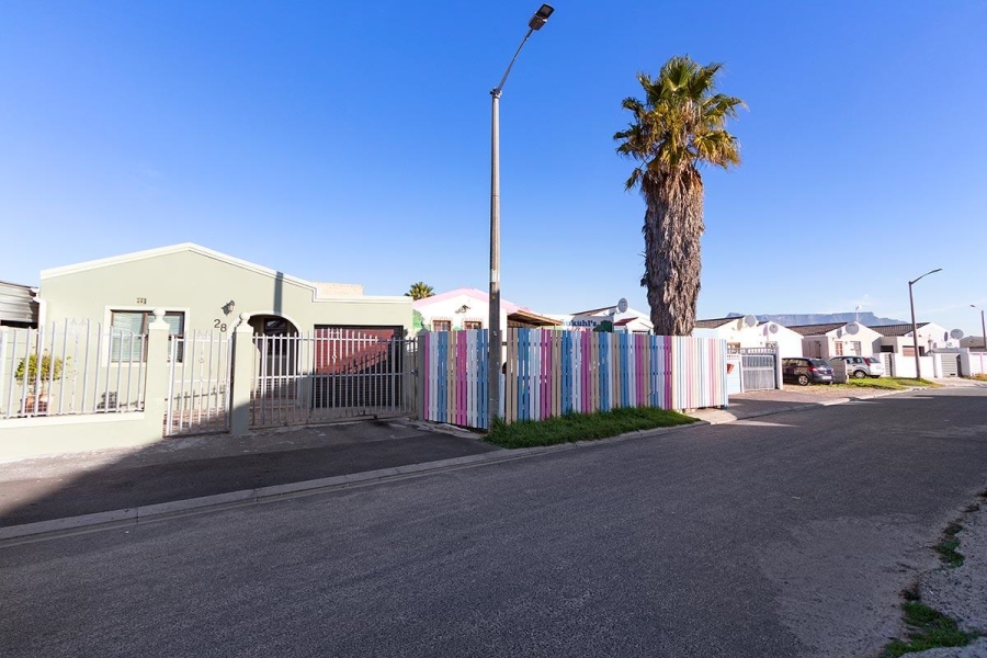 3 Bedroom Property for Sale in Phoenix Western Cape